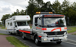 Wir nehmen auch Ihren Caravan an den Haken Wir nehmen auch Ihren Caravan an den Haken